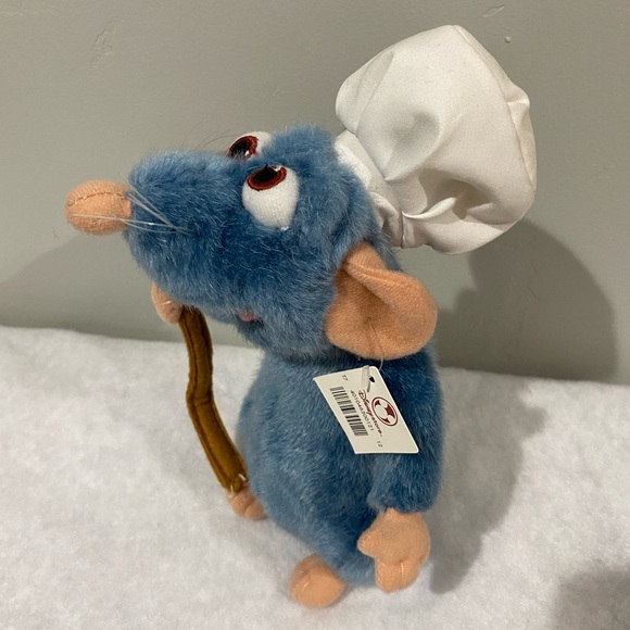 Authentic Disney Parks Remy Ratatouille 9" Plush with Chef Hat, Apron, and Spoon - Picture 3 of 13